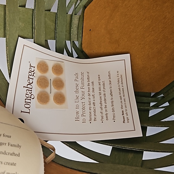 Longaberger Basket with Lid - Picture 5 of 8